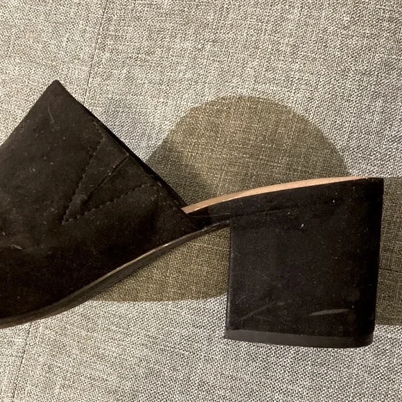 Christian Siriano open toe block heels - Picture 5 of 6